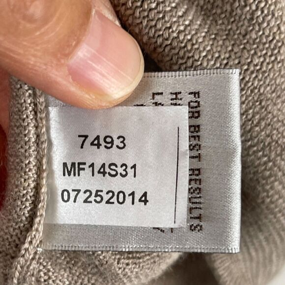 Peter Millar Merino Wool Sweater Mens XXL Beige V Neck Pullover Logo Golf - Picture 7 of 15